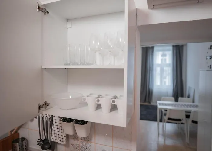 Exceptional For 6 Near Hauptbahnhof Appartamento Vienna