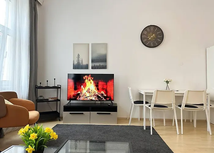 Exceptional Beauty Near Hauptbahnhof *